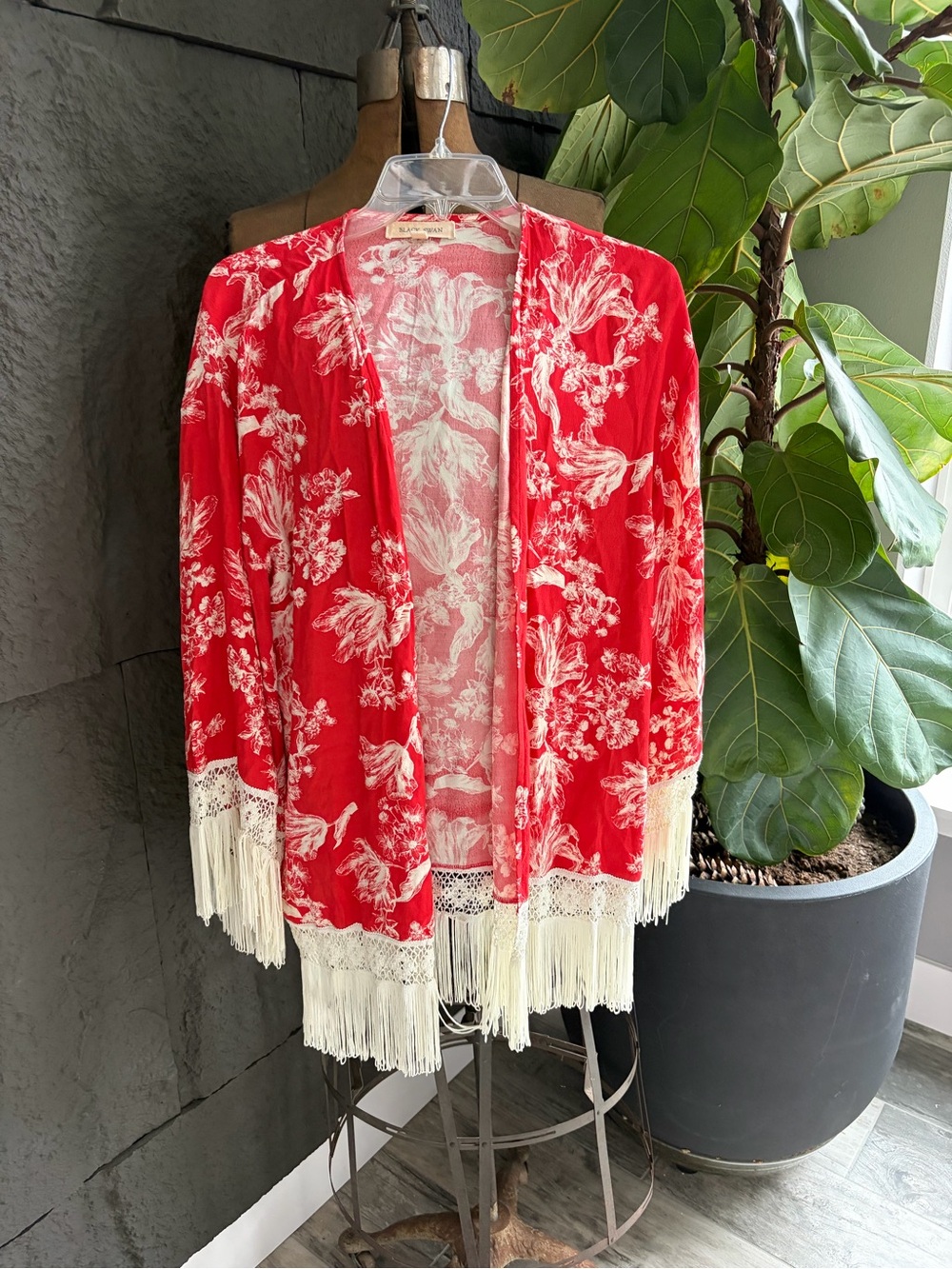 Black Swan Red Floral Fringe Kimono